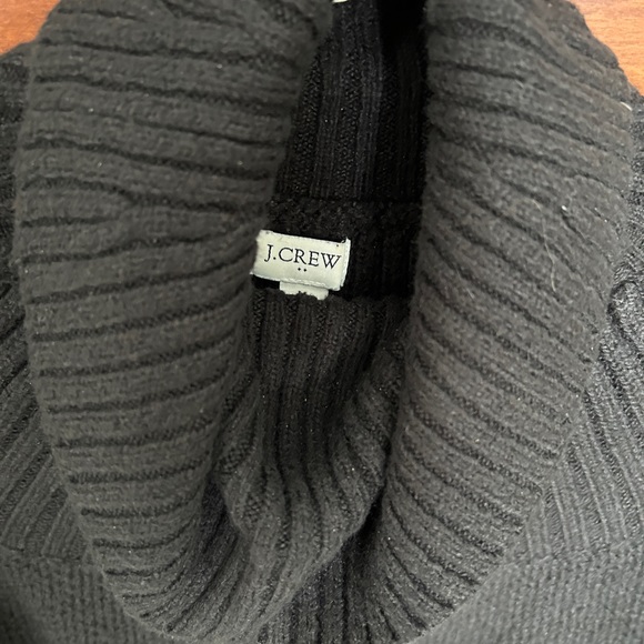 J. Crew turtleneck sweater - EUC. Size L - Picture 2 of 2
